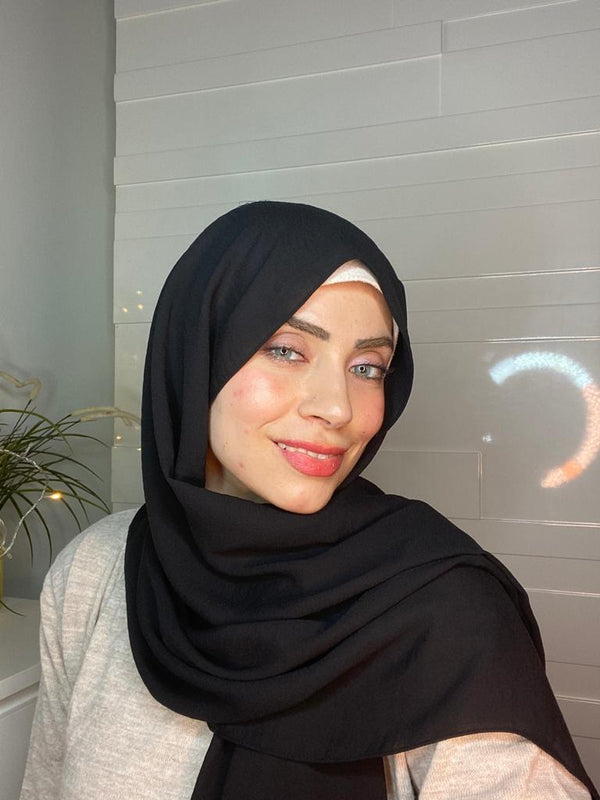 CLASSY Non Transparent Luxurious Fabric Instant Hijab - Aynour.com
