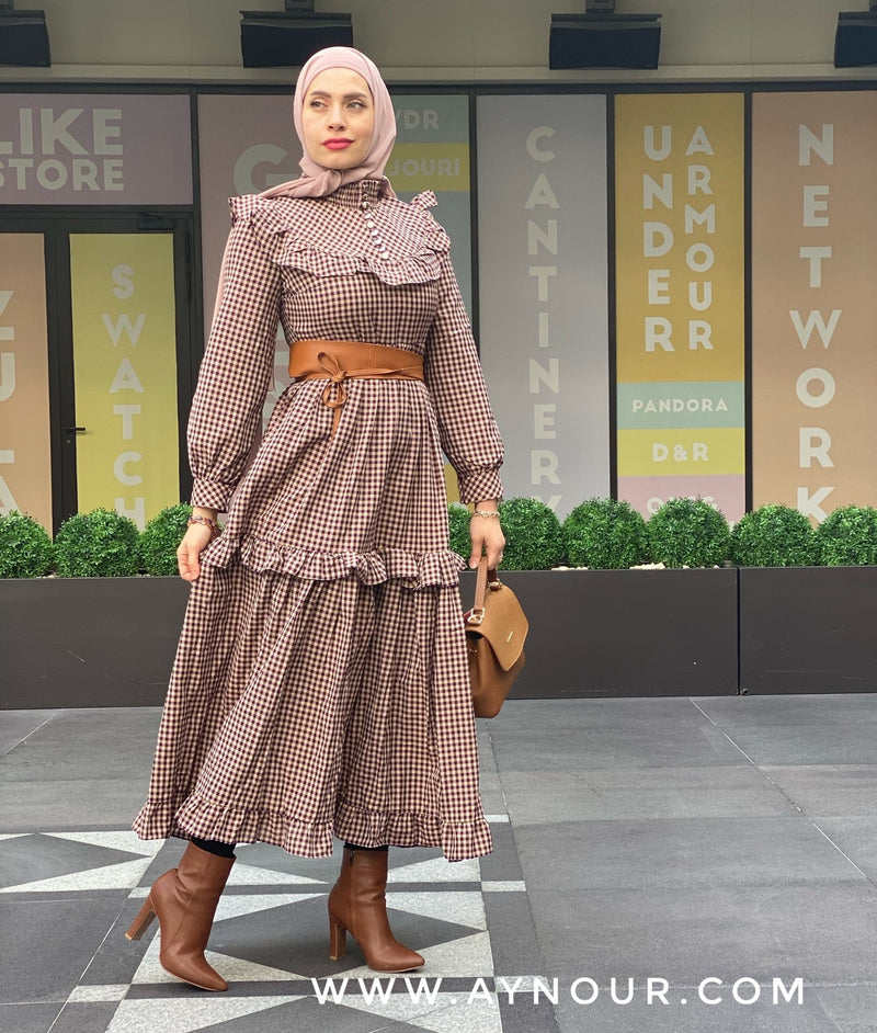 Cute lady biege dark red Modest Dress spring collection 2021 - Aynour.com