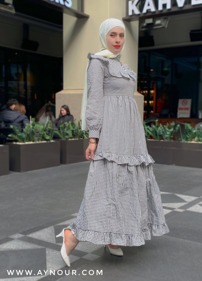 Cute lady mixed white Modest Dress spring collection 2021 - Aynour.com