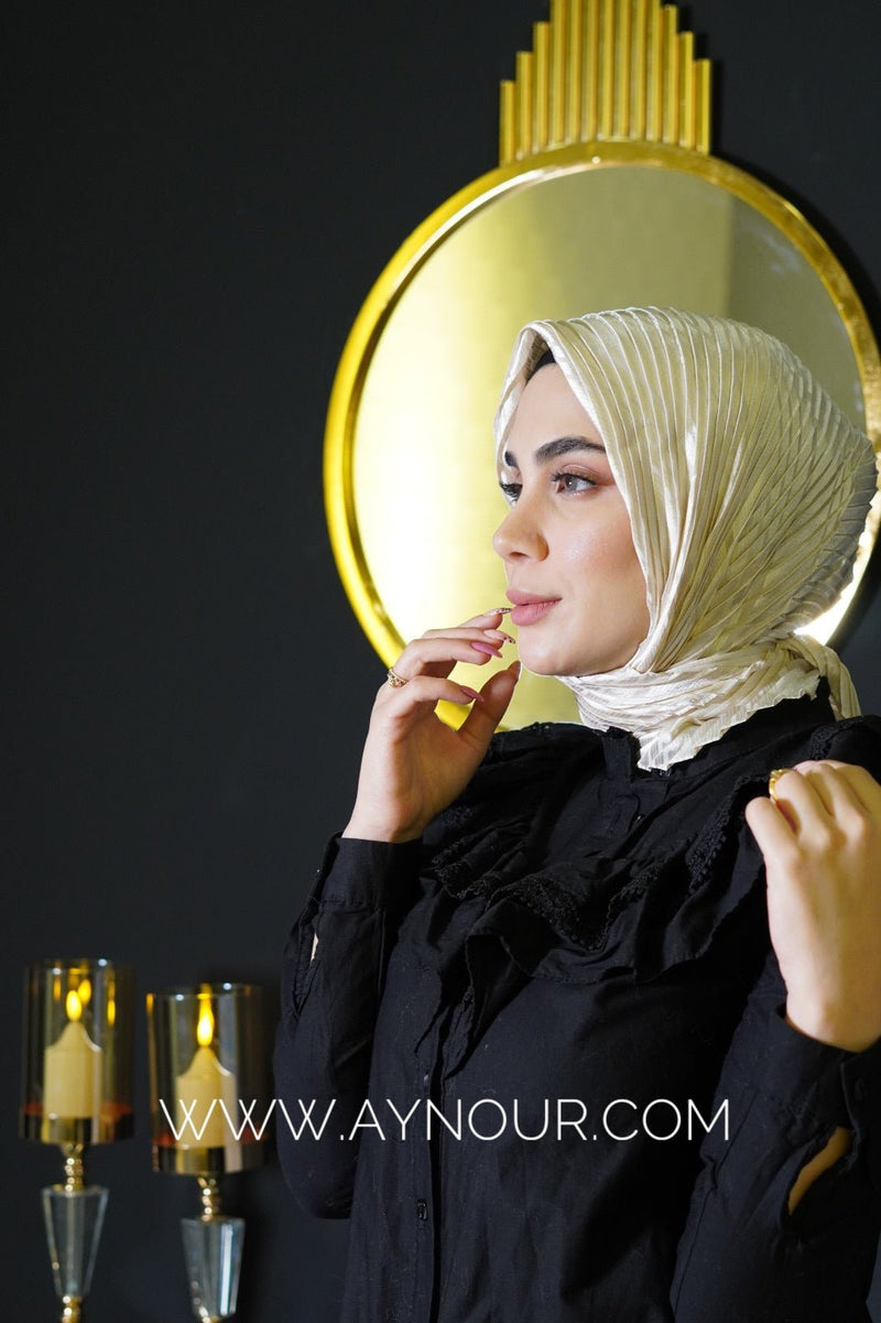 HANNA squared classy non transparent luxurious fabric scarf - Aynour.com