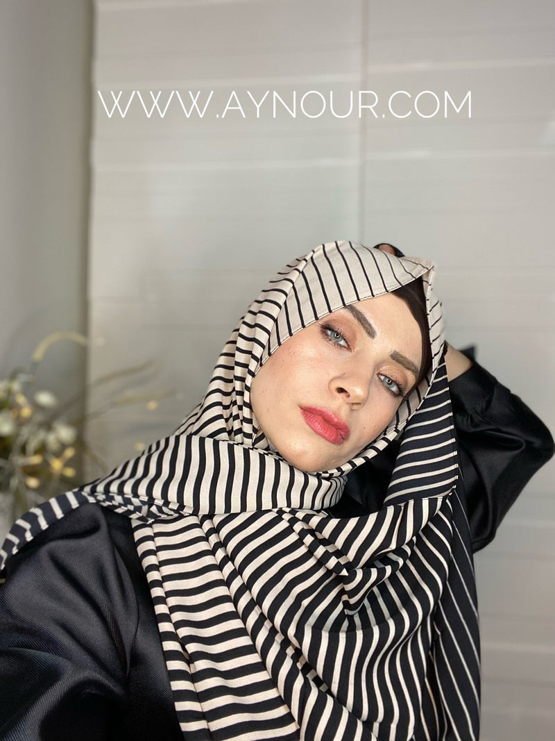 Line and line Printed non transparent luxurious fabric Hijab 2021 - Aynour.com