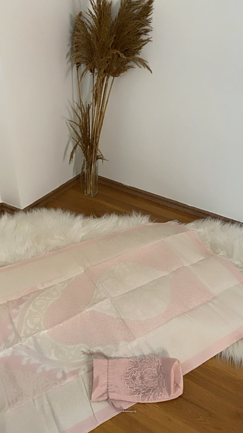 Rosy Prayer Rug-Islamic mat with luxurious bag Islam 2021 without the tesbeeh - Aynour.com